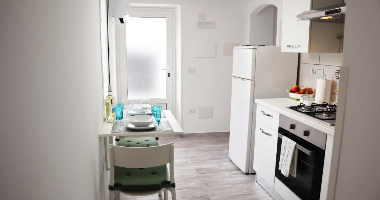 Casa Al Mare Orchidea - Motoparking - Wifi Free - Ac 칼라고노네 외부 사진