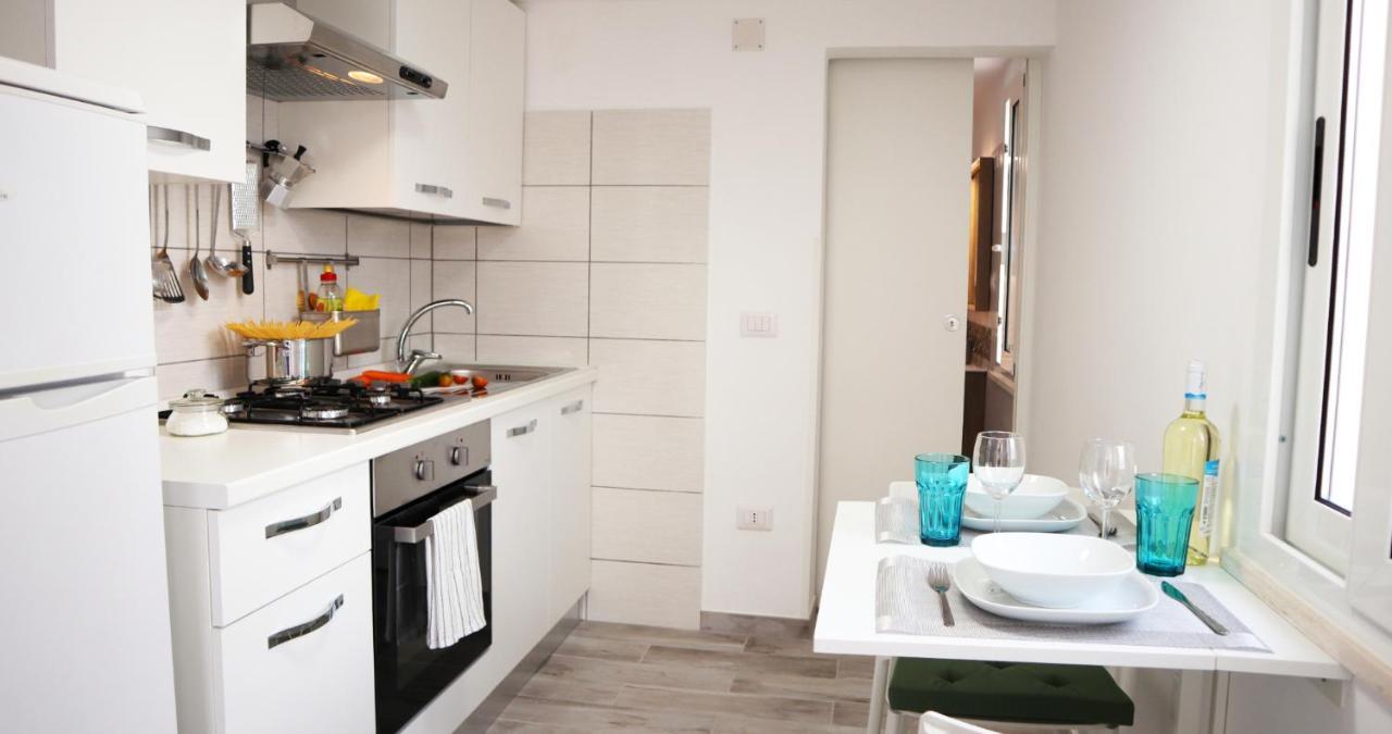 Casa Al Mare Orchidea - Motoparking - Wifi Free - Ac 칼라고노네 외부 사진